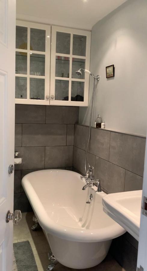 Bijoux Central Bath Period Apartment And Parking Luaran gambar